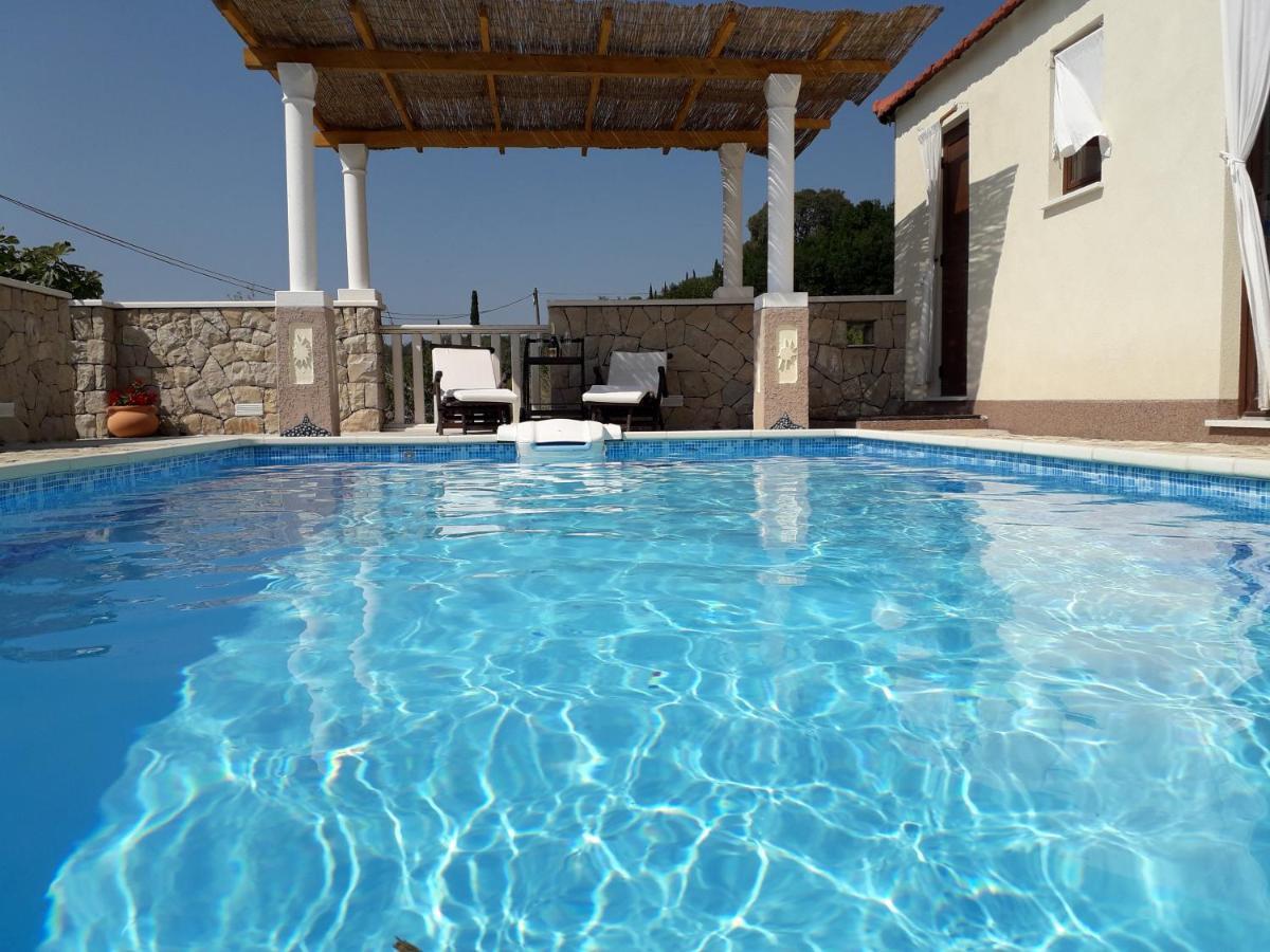 Holiday Home Lazustina Paradise Mihanici Eksteriør billede
