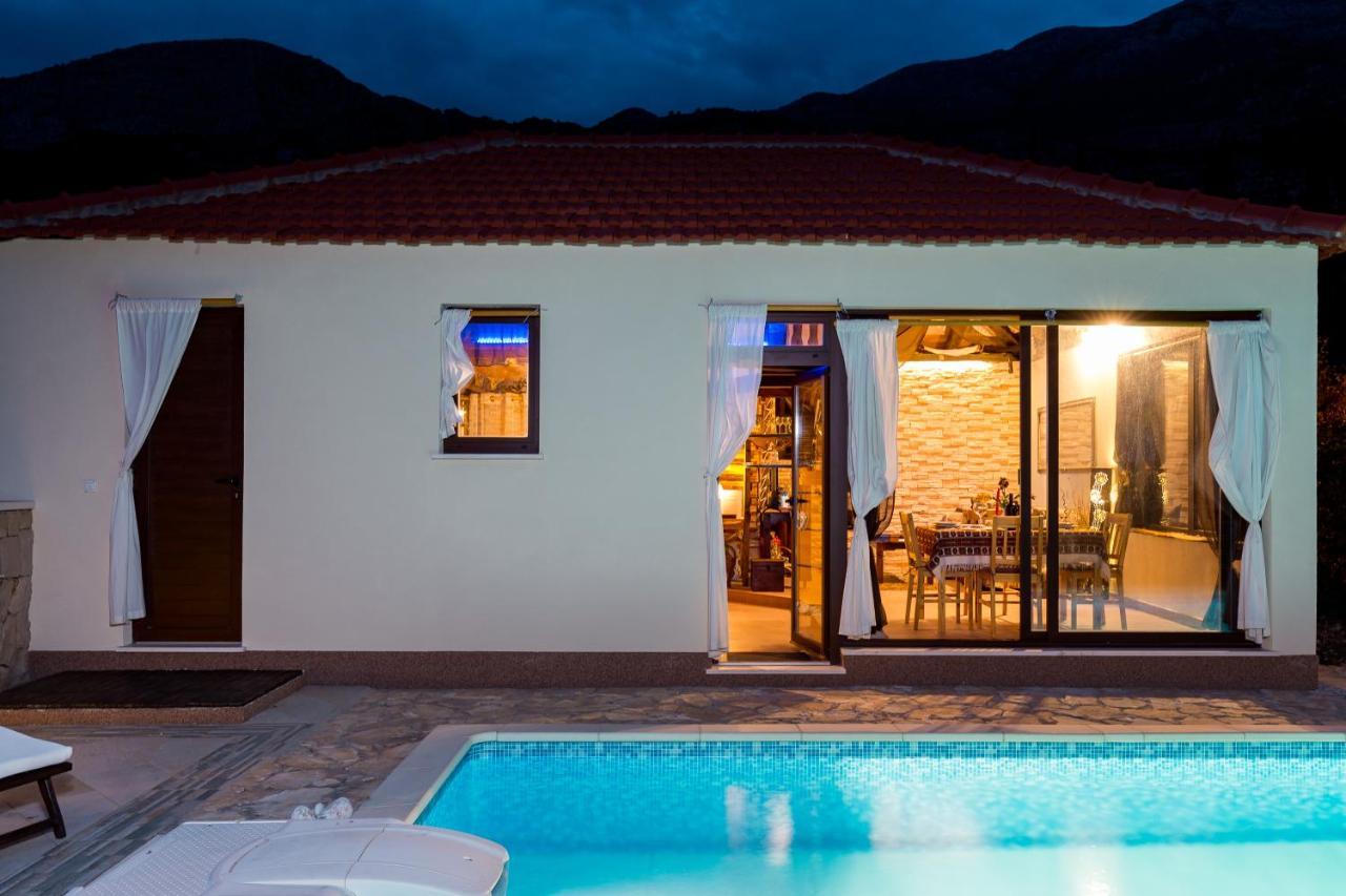 Holiday Home Lazustina Paradise Mihanici Eksteriør billede